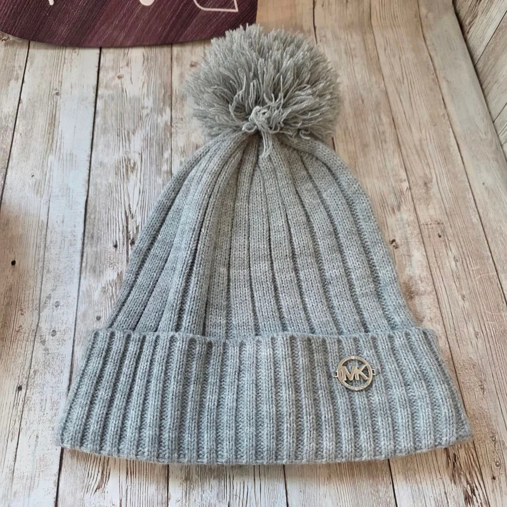 Women's Michael Kors Gray Ribbed Knit Pom Beanie